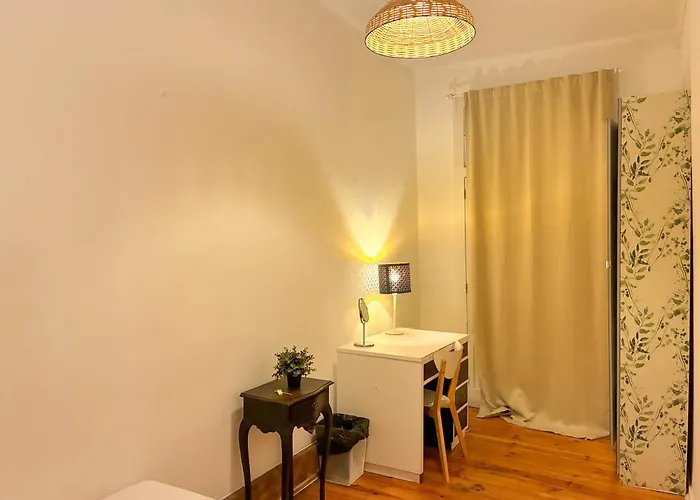 As A Local! Santos Historical 6 Bedroom Iii *
